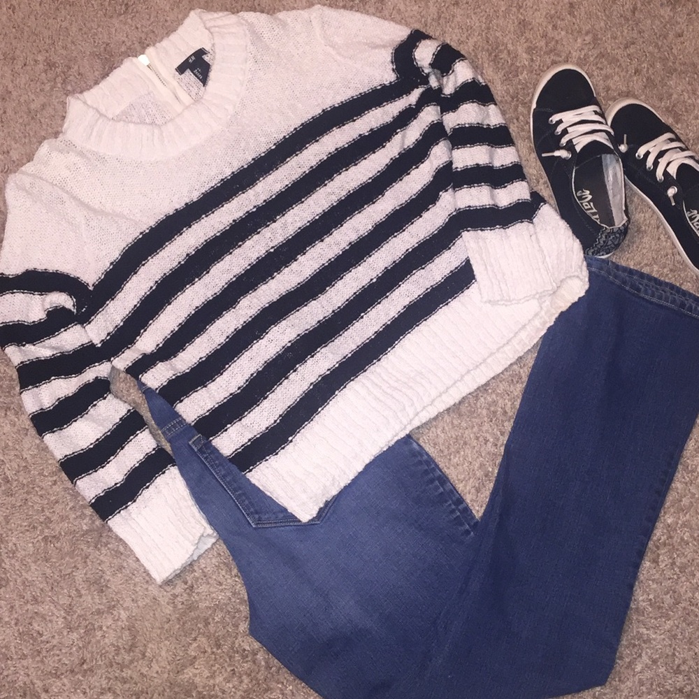 🌵H&M 3/4 Length Sleeve Sweater🌵